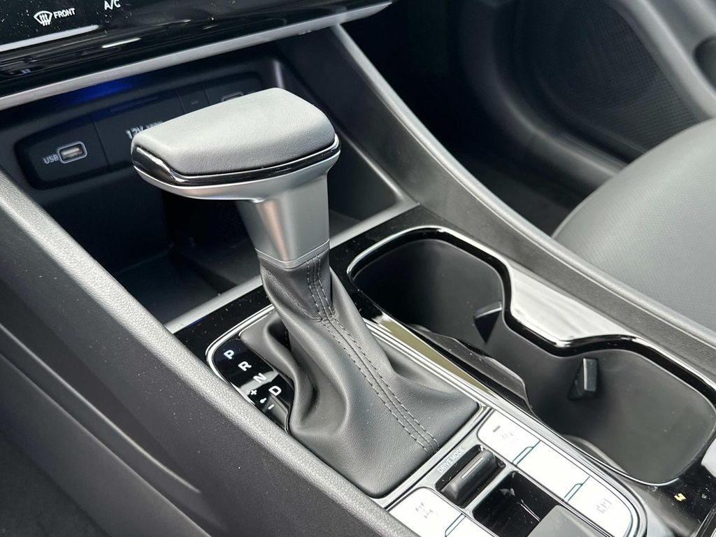 2024 Hyundai Tucson XRT Image 16 of 23