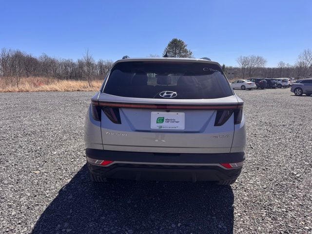 Vehicle image 5 of 19