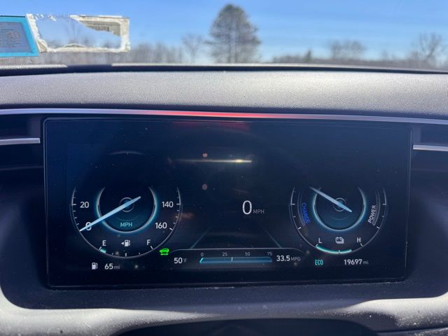 Vehicle image 19 of 19