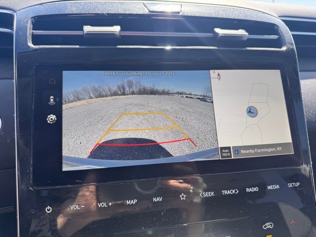 Vehicle image 18 of 19