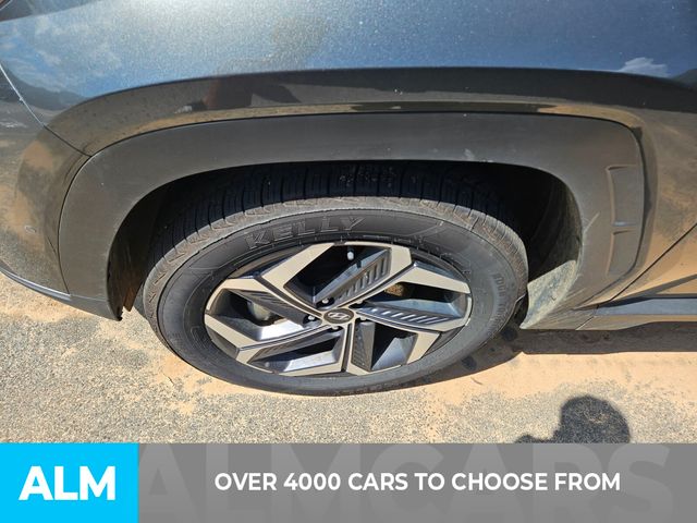 Vehicle image 6 of 25