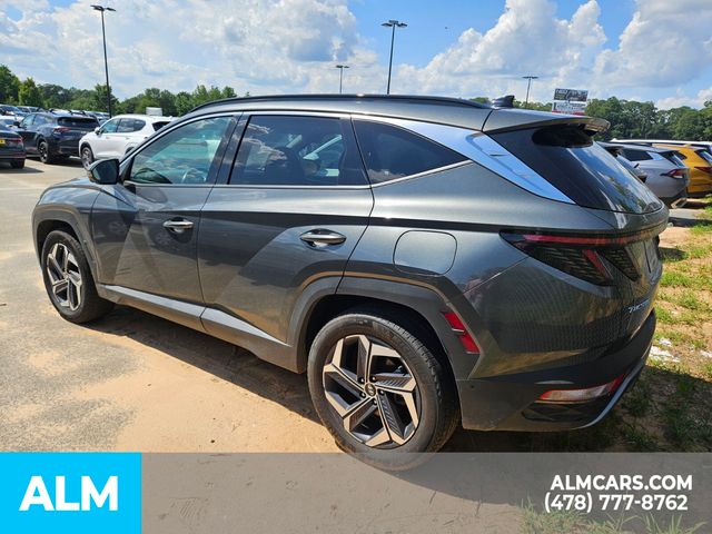 Vehicle image 4 of 25
