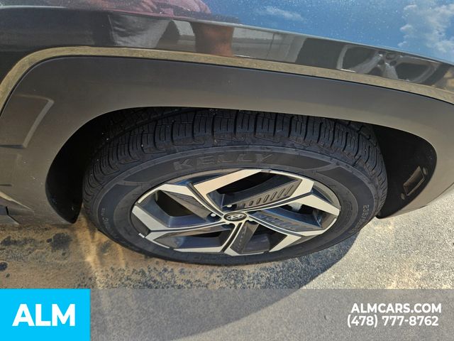 Vehicle image 9 of 25