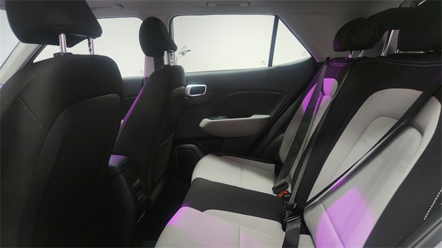 2024 Hyundai Venue SEL Image 15 of 26