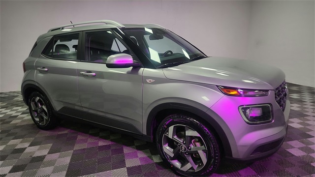 2024 Hyundai Venue SEL Image 4 of 26