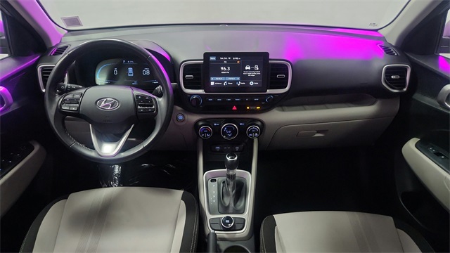 2024 Hyundai Venue SEL Image 18 of 26
