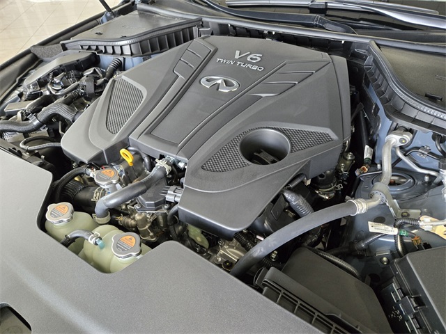 Vehicle image 9 of 32
