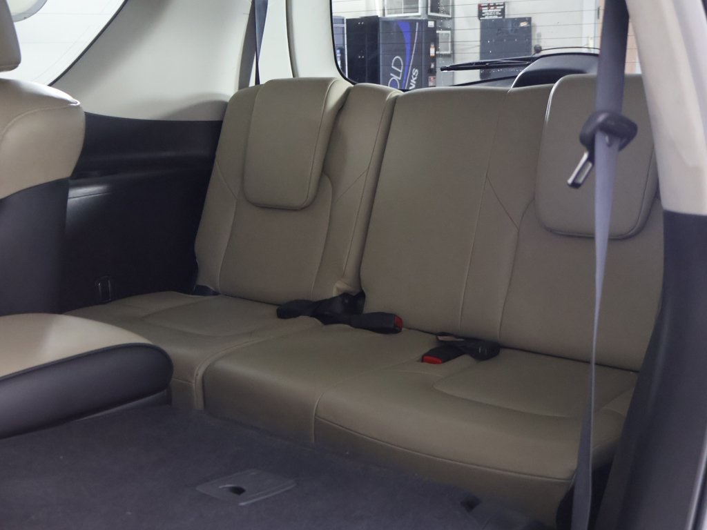 2024 INFINITI QX80 Premium Select Image 18 of 65