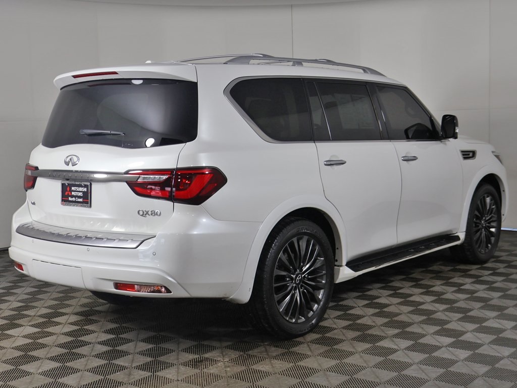 2024 INFINITI QX80 Premium Select Image 8 of 65