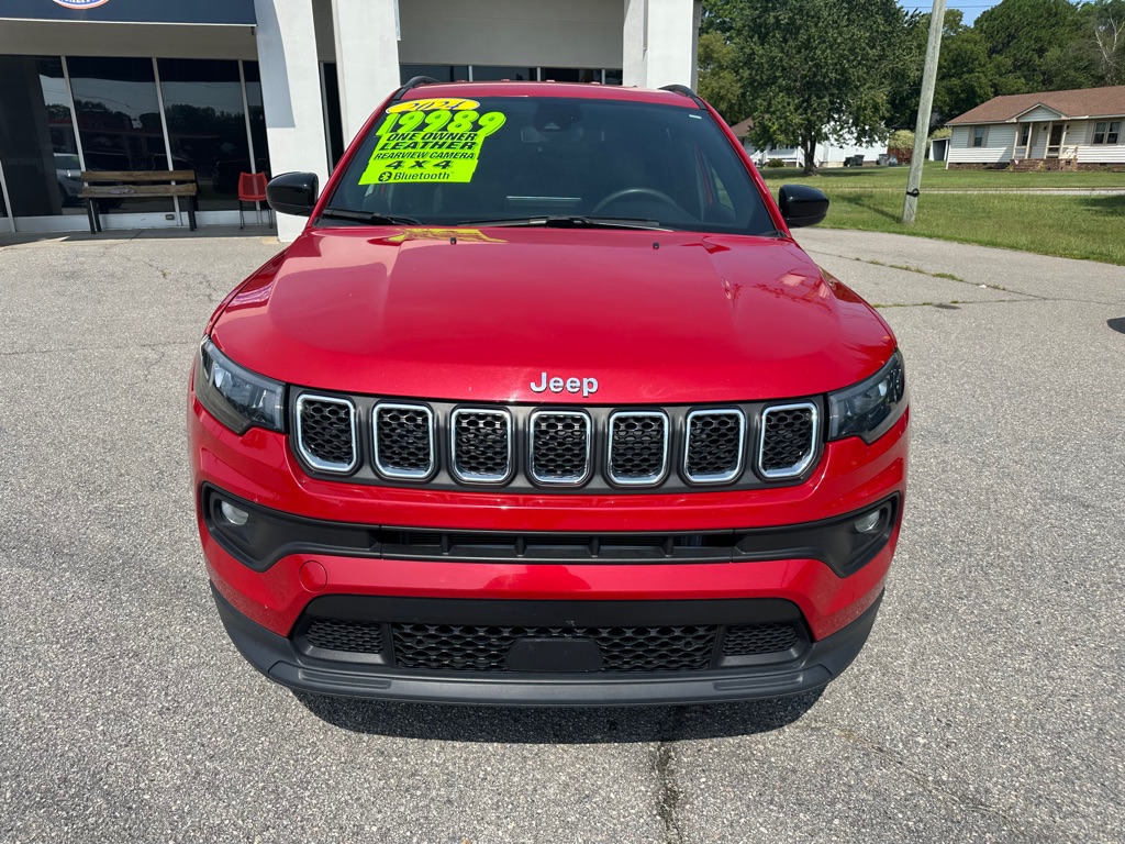 2024 Jeep Compass Latitude Image 2 of 18
