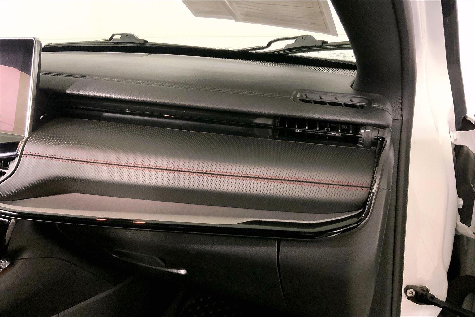 2024 Jeep Compass Trailhawk Image 27 of 31