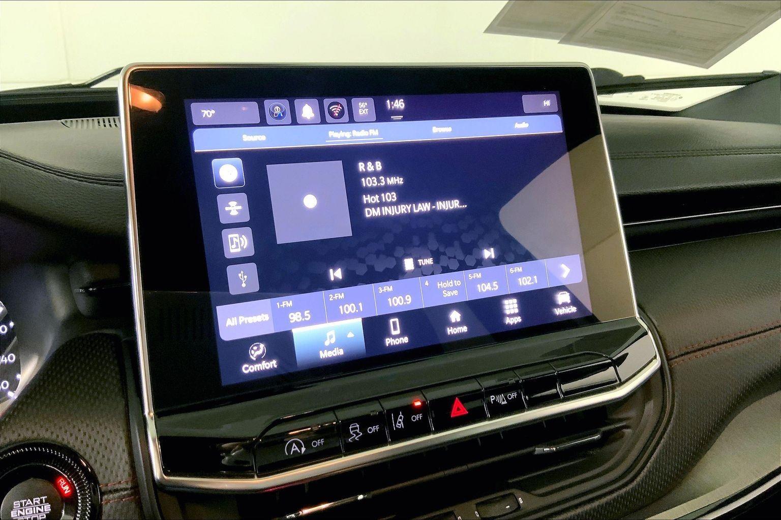 2024 Jeep Compass Trailhawk Image 17 of 31