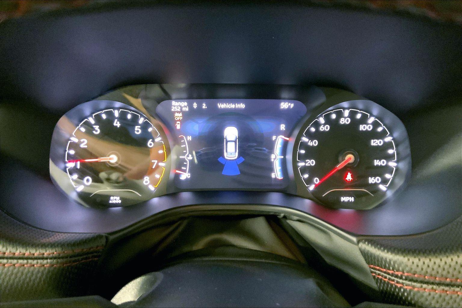 2024 Jeep Compass Trailhawk Image 16 of 31