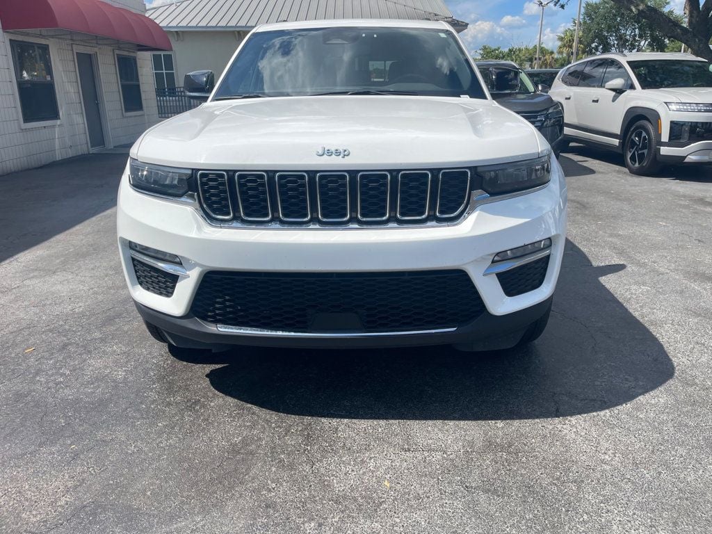 2024 Jeep Grand Cherokee 4xe Base Image 2 of 24
