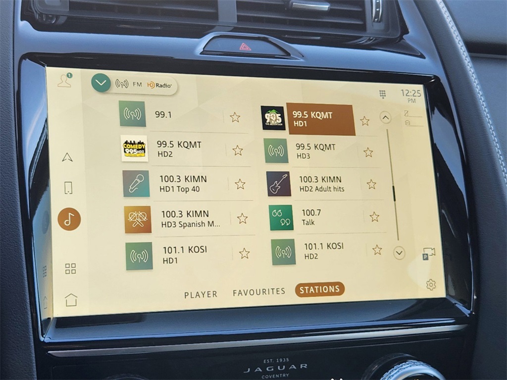 2024 Jaguar E-Pace R-Dynamic SE Image 14 of 30