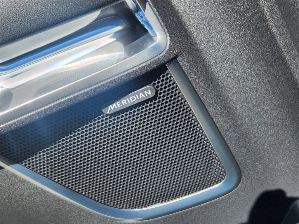 2024 Jaguar E-Pace R-Dynamic SE Image 27 of 30