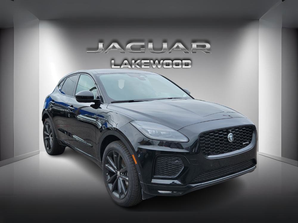 2024 Jaguar E-Pace R-Dynamic SE Image 3 of 30
