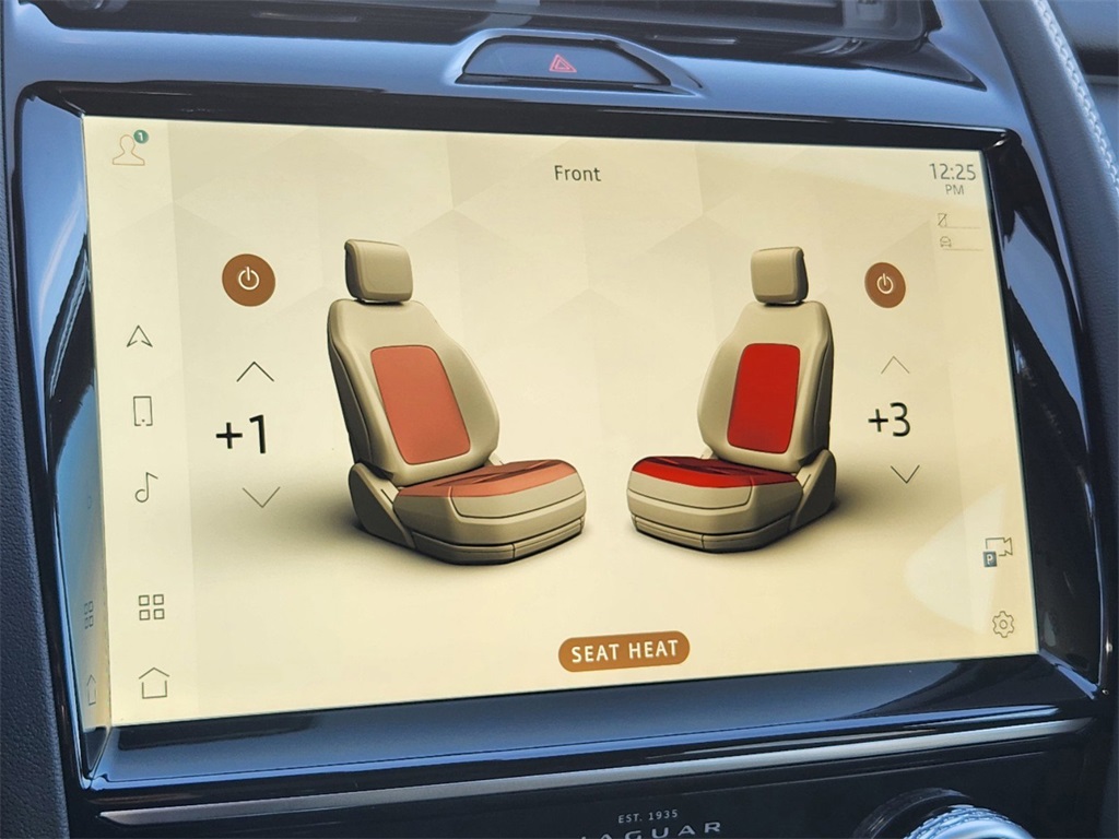 2024 Jaguar E-Pace R-Dynamic SE Image 16 of 30