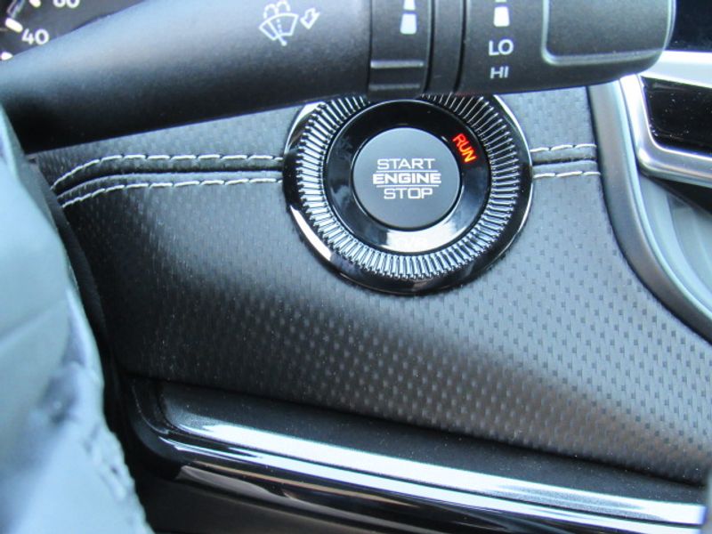 Vehicle image 12 of 22