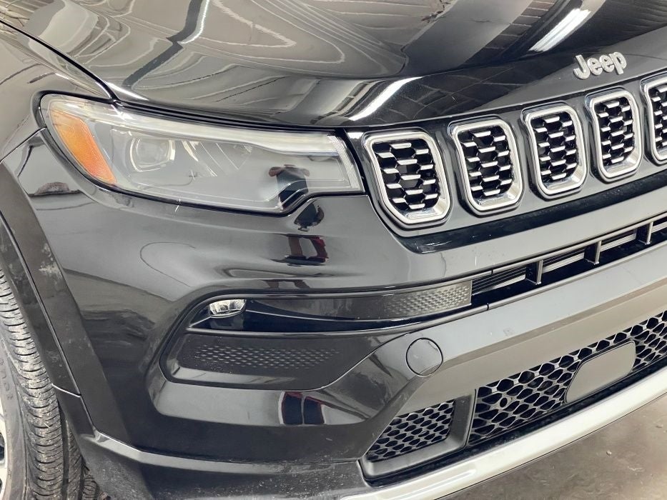 2024 Jeep Compass Limited Image 25 of 52