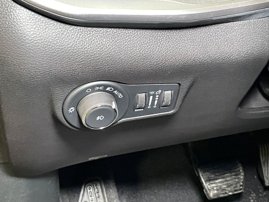 2024 Jeep Compass Limited Image 31 of 52