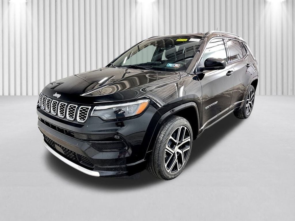 2024 Jeep Compass Limited Image 2 of 52