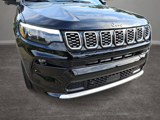 Vehicle image 41 of 71