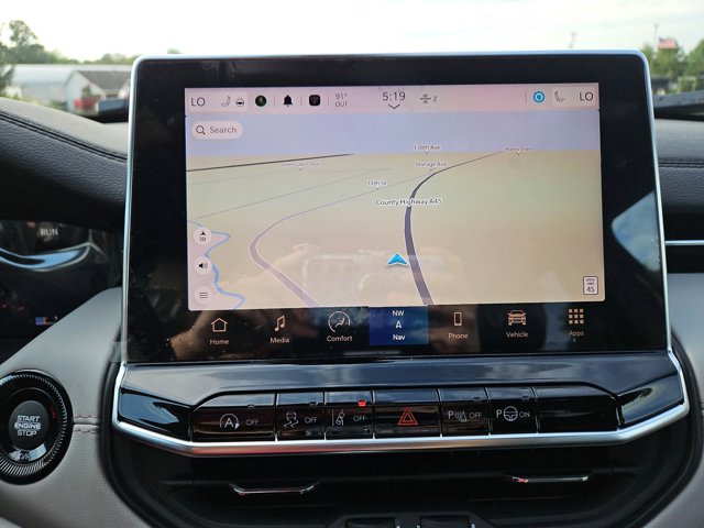 Vehicle image 45 of 71