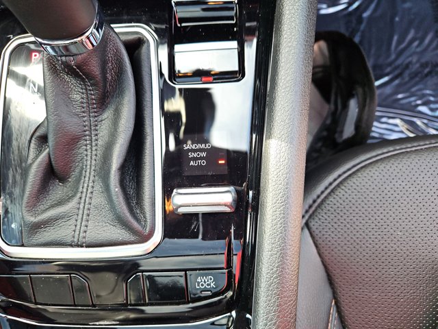 Vehicle image 54 of 71