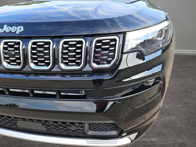 Vehicle image 39 of 71