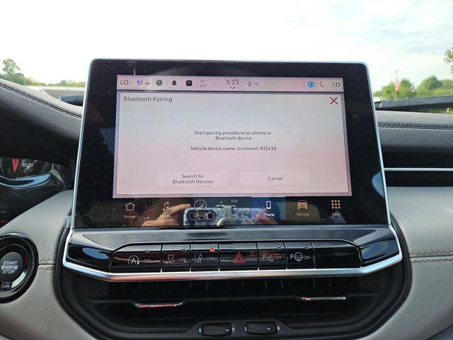 Vehicle image 63 of 71