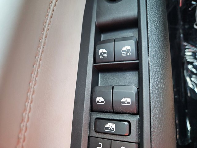 Vehicle image 55 of 71