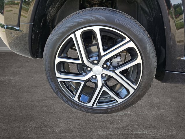 Vehicle image 35 of 71