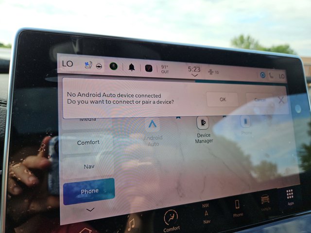 Vehicle image 62 of 71
