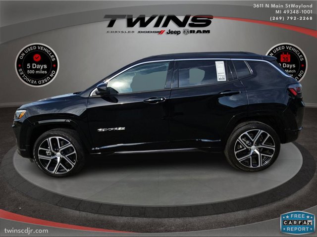 Vehicle image 2 of 71