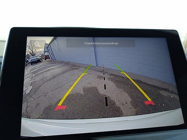 Vehicle image 27 of 48