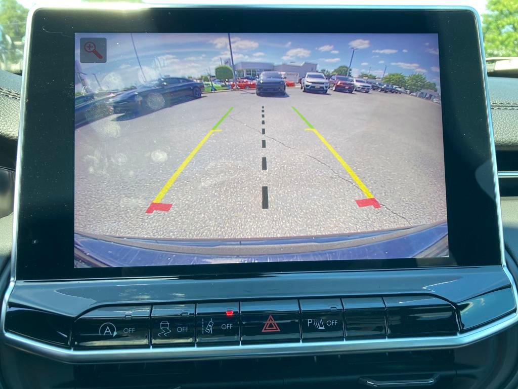 Vehicle image 26 of 39
