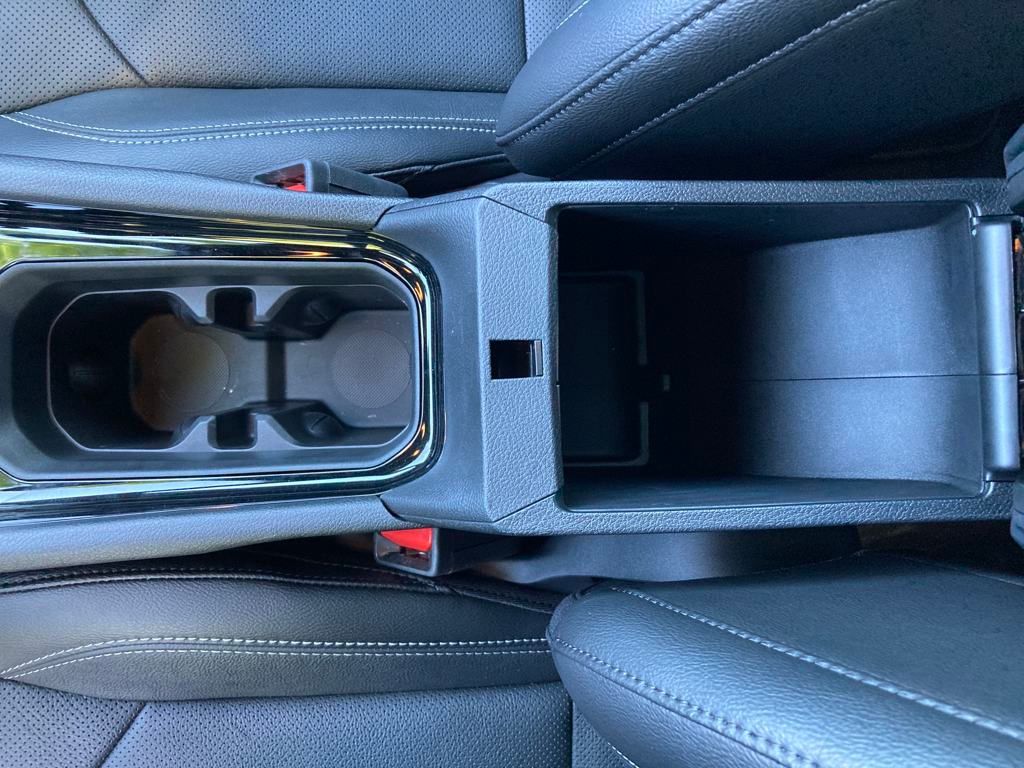 Vehicle image 24 of 39
