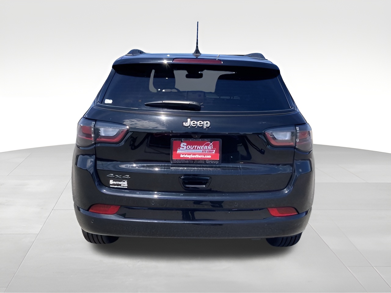 Vehicle image 37 of 39
