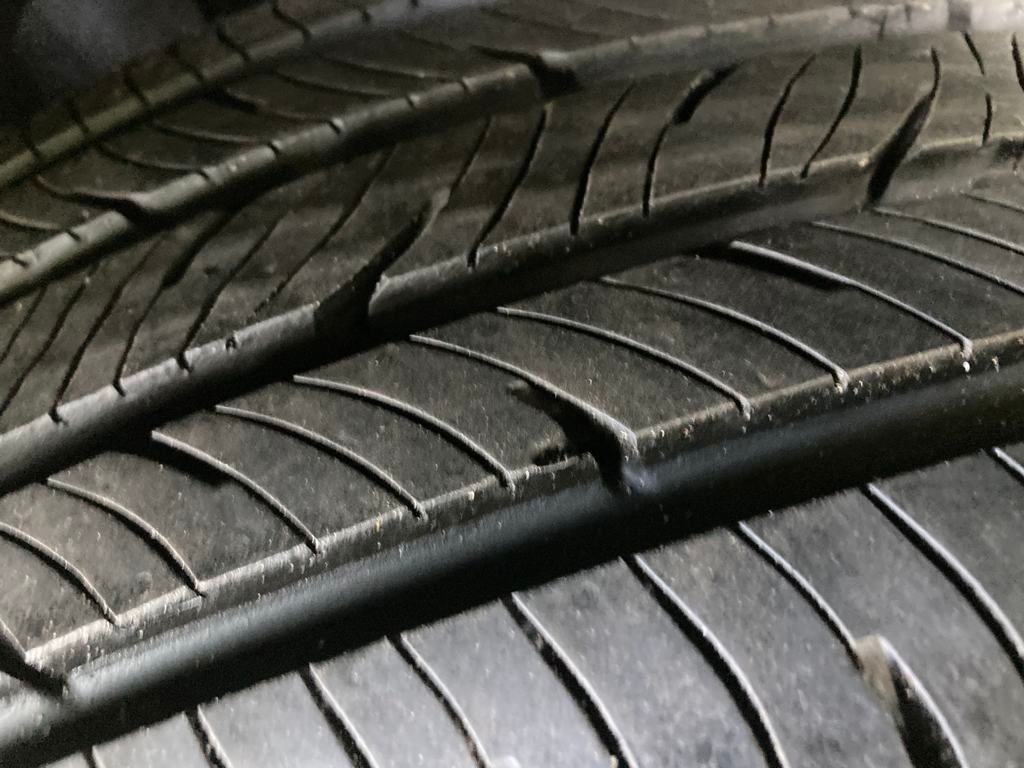 Vehicle image 16 of 39