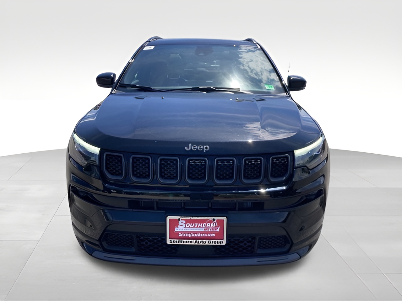 Vehicle image 33 of 39