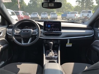 Vehicle image 24 of 34