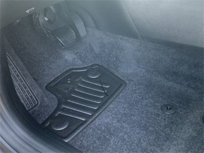 Vehicle image 12 of 34