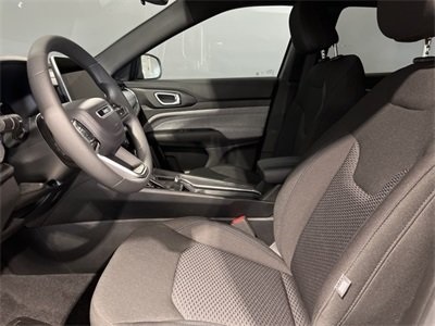 Vehicle image 19 of 36