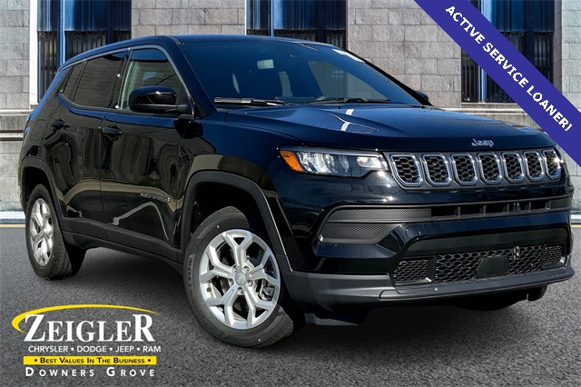 Vehicle image 2 of 14