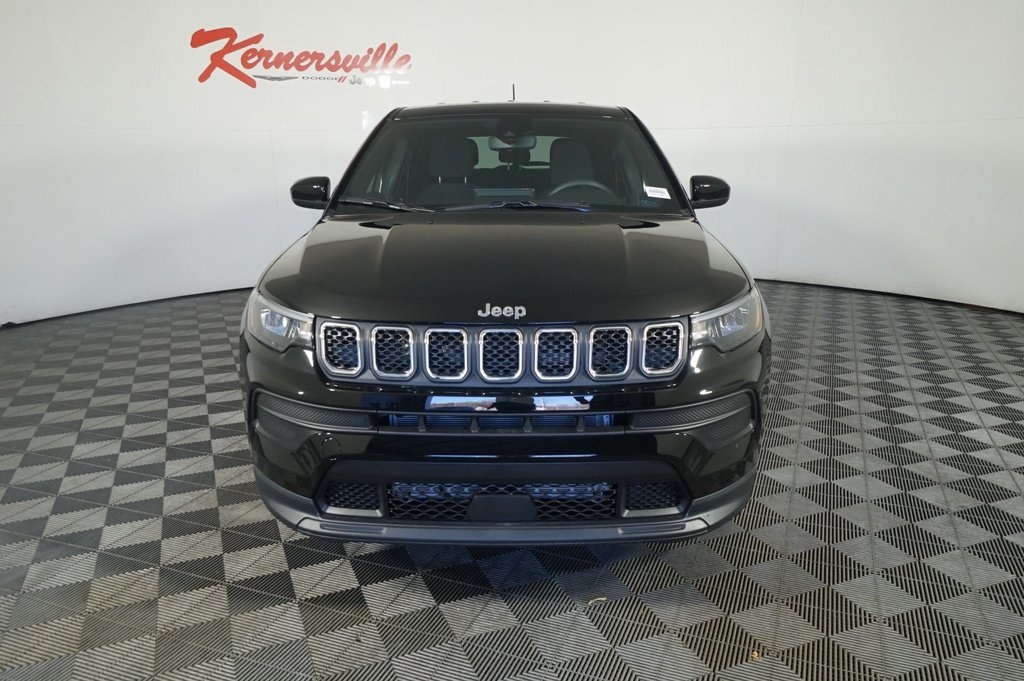 Vehicle image 2 of 21