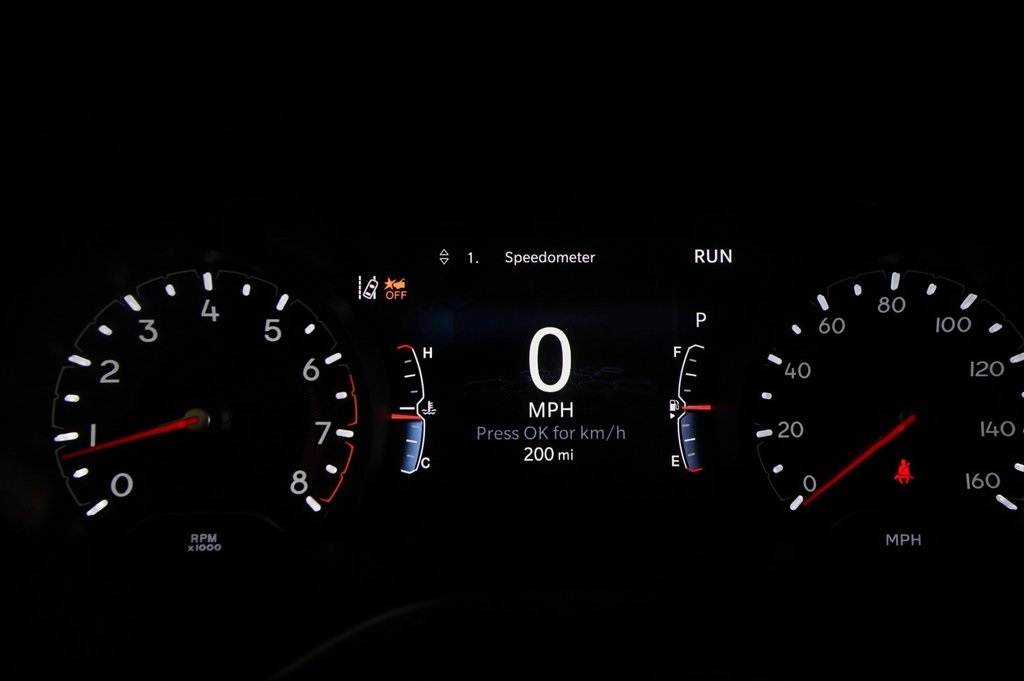 Vehicle image 14 of 21