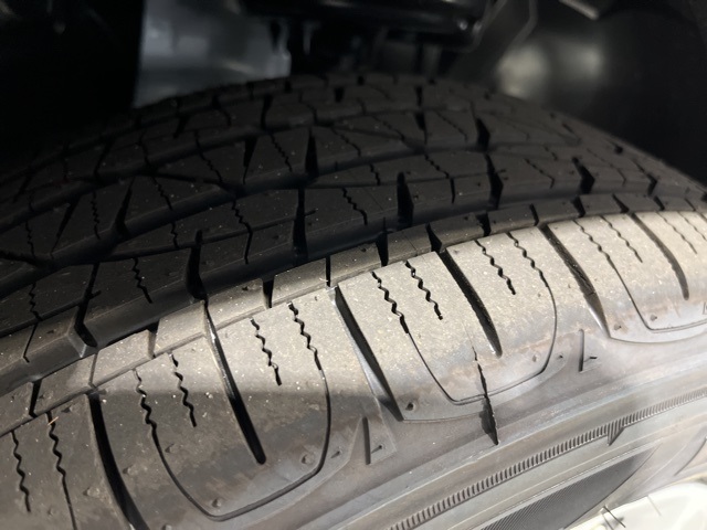 Vehicle image 12 of 38