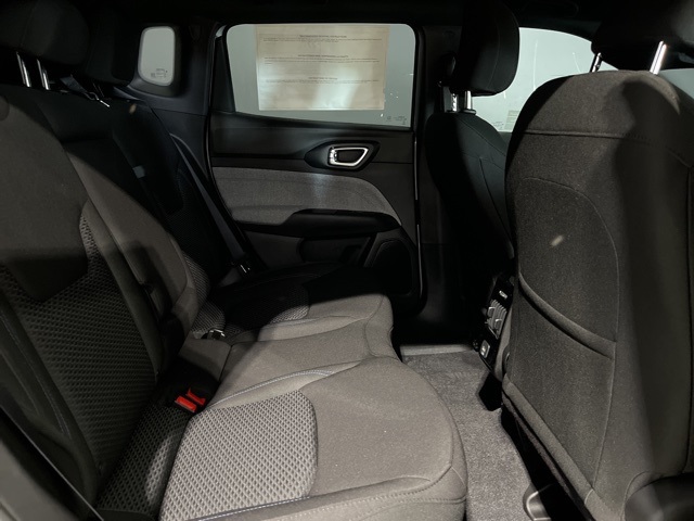 Vehicle image 36 of 38