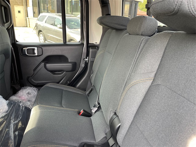 Vehicle image 29 of 30